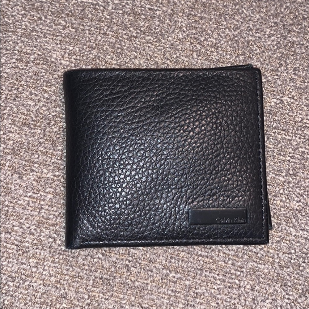 NEW & UNUSED CLAVIN KLEIN Men’s Black Wallet
